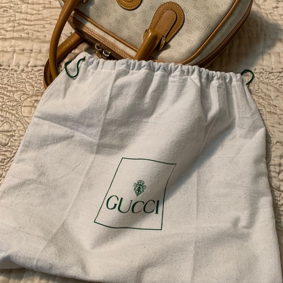Vintage Authentic Gucci handbag - Picture 6 of 9